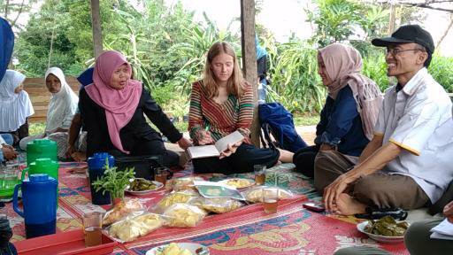 Program Studi Agribisnis bersama dengan HIMAGRI rutin melaksanakan kegiatan pengabdian dengan masyarakat salingka kampus Universitas Andalas